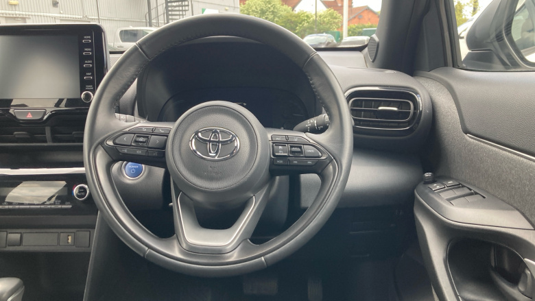 Toyota Yaris Cross 1.5 Hybrid Design 5dr CVT Hybrid Estate